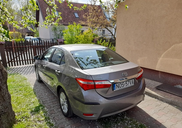 Toyota Corolla cena 42900 przebieg: 156000, rok produkcji 2013 z Ostróda małe 79